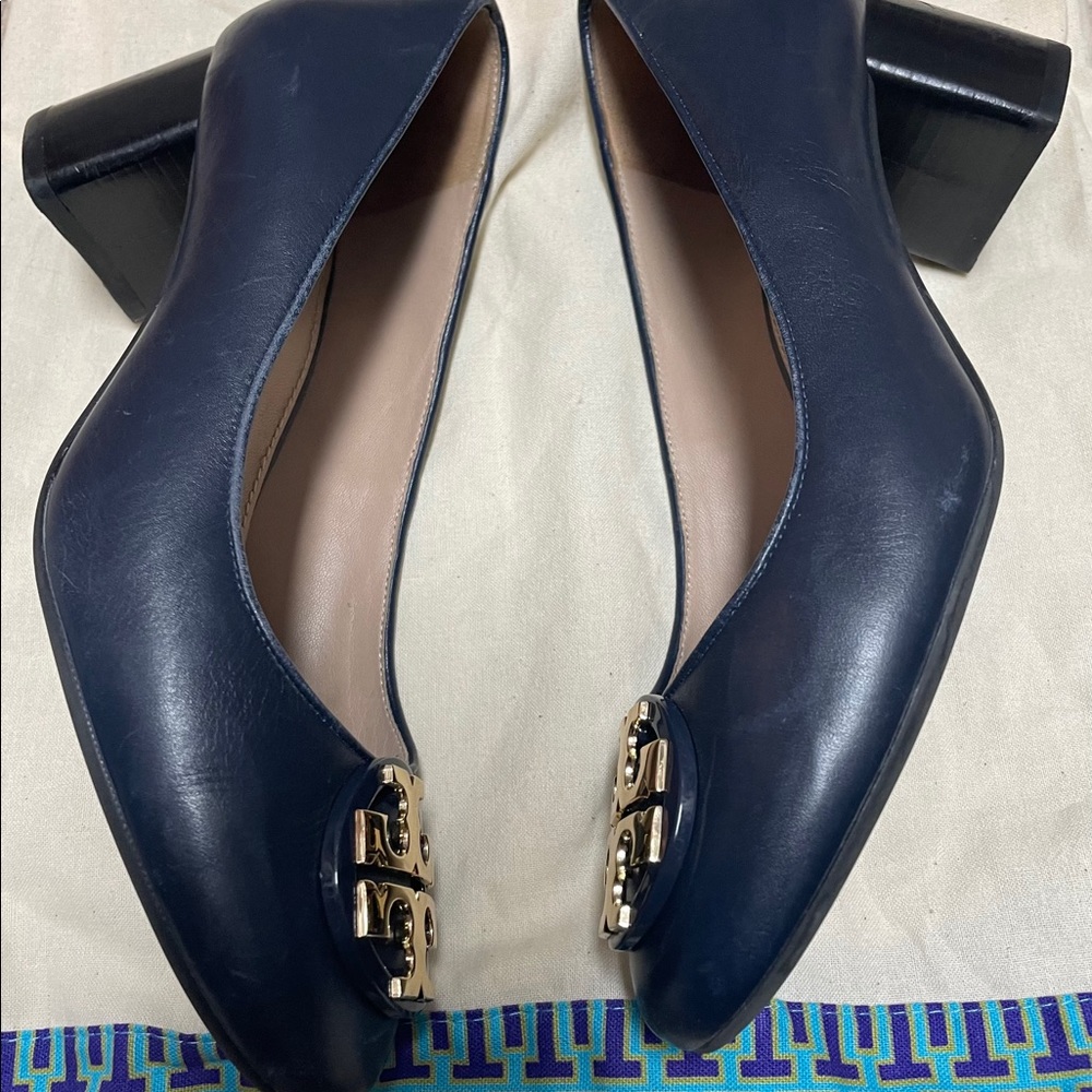 Tory Burch stacked heel pump